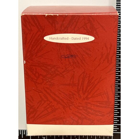 1994 HALLMARK KEEPSAKE ORNAMENT QX565-6 ACROSS THE MILES RACOON NOTE IN BOTTLE - Picture 2 of 6